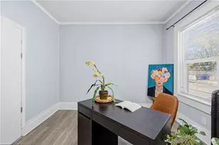 195 Bellevue Ave, Providence, RI 02907 - Photo 7