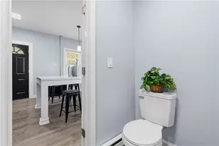 195 Bellevue Ave, Providence, RI 02907 - Photo 9