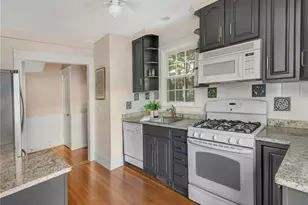 377 Cole Ave, Providence, RI 02906 - Photo 13