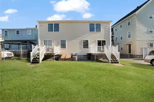 65 Henry St, Central Falls, RI 02863 - Photo 5