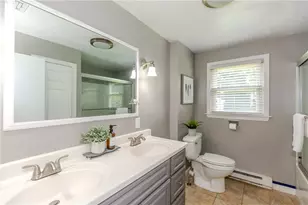 7 Oakcrest Dr, North Providence, RI 02904 - Photo 21