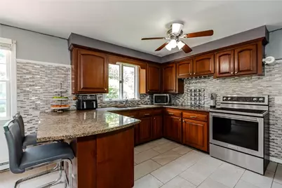 7 Oakcrest Drive, North Providence, RI 02904 - Photo 9