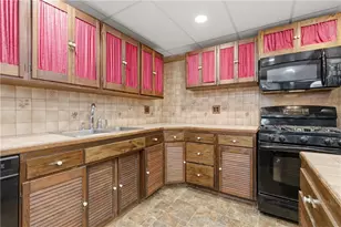 250 Whipple Ave, Burrillville, RI 02858 - Photo 19