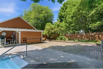 250 Whipple Avenue, Burrillville, RI 02858 - Photo 7