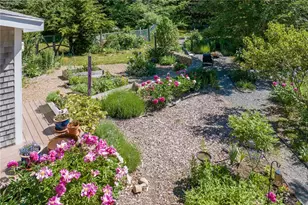 517 Lake Rd, Tiverton, RI 02878 - Photo 3