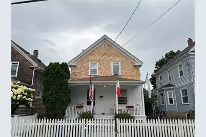 11 Eastnor Road, Newport, RI 02840 - Photo 1