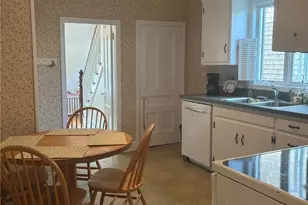 11 Eastnor Rd, Newport, RI 02840 - Photo 11