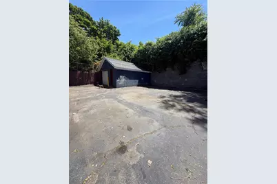 112 Butler Avenue, Central Falls, RI 02863 - Photo 3