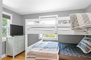 7 Walnut St, Narragansett, RI 02882 - Photo 29