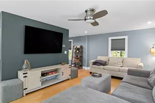 7 Walnut St, Narragansett, RI 02882 - Photo 13