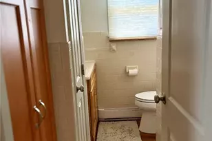 15 Deangelis Dr, Narragansett, RI 02882 - Photo 5