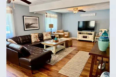 15 Deangelis Drive, Narragansett, RI 02882 - Photo 3