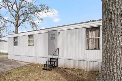 719 Forest Park, Middletown, RI 02842 - Photo 3