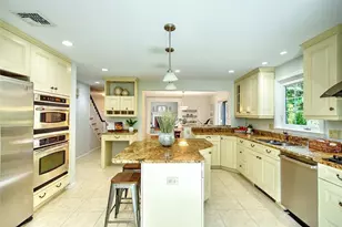 15 Sylvia Ln, Lincoln, RI 02865 - Photo 17