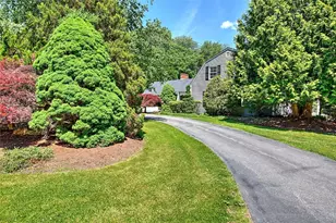 15 Sylvia Ln, Lincoln, RI 02865 - Photo 3