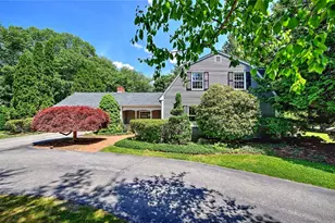 15 Sylvia Ln, Lincoln, RI 02865 - Photo 1