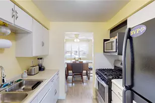 7 Notre Dame St, Central Falls, RI 02863 - Photo 15
