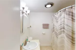 7 Notre Dame St, Central Falls, RI 02863 - Photo 47