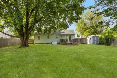 100 Penguin Avenue, Warwick, RI 02818 - Photo 35