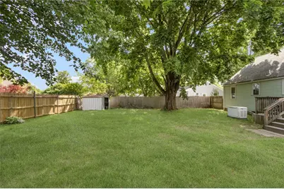 100 Penguin Avenue, Warwick, RI 02818 - Photo 33