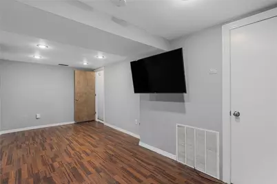 100 Penguin Avenue, Warwick, RI 02818 - Photo 27