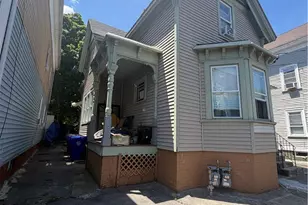 147 Parade St, Providence, RI 02907 - Photo 3