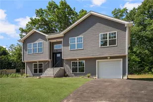 18 Pleasant View Ave, Johnston, RI 02919 - Photo 1