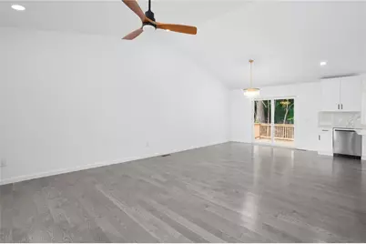 18 Pleasantview Avenue, Johnston, RI 02919 - Photo 3