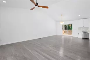 18 Pleasant View Ave, Johnston, RI 02919 - Photo 3