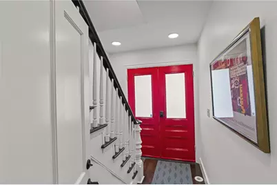 8 Cross Street #2, Newport, RI 02840 - Photo 3