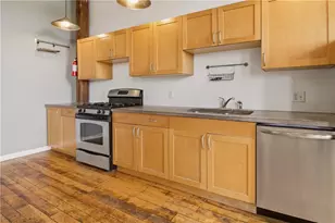 28 Bayley St St, Pawtucket, RI 02860 - Photo 5