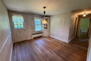 11 Terrace Dr, Bristol, RI 02809 - Photo 7