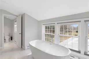 53 River Run Rd, Middletown, RI 02842 - Photo 23
