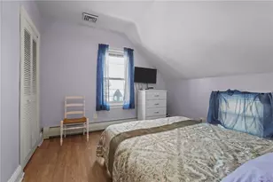 112 Owen Ave, Pawtucket, RI 02860 - Photo 17
