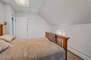112 Owen Ave, Pawtucket, RI 02860 - Photo 21