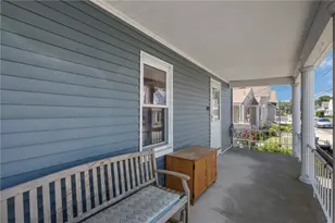 112 Owen Ave, Pawtucket, RI 02860 - Photo 5