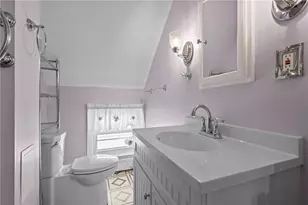 112 Owen Ave, Pawtucket, RI 02860 - Photo 23