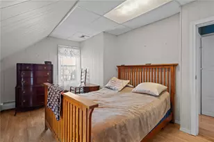 112 Owen Ave, Pawtucket, RI 02860 - Photo 21