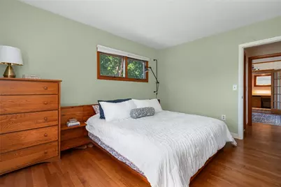 905 Bullocks Point Avenue, East Providence, RI 02915 - Photo 25