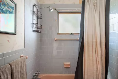 905 Bullocks Point Avenue, East Providence, RI 02915 - Photo 29