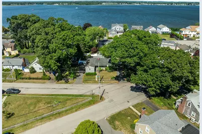 905 Bullocks Point Avenue, East Providence, RI 02915 - Photo 31