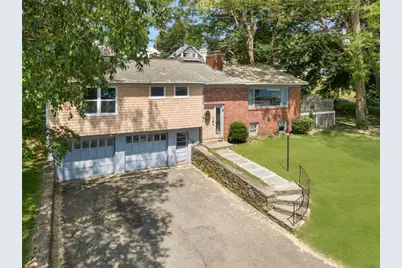 10 Johnnycake Lane, Portsmouth, RI 02871 - Photo 1