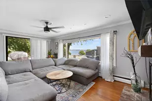 10 Johnnycake Ln, Portsmouth, RI 02871 - Photo 9