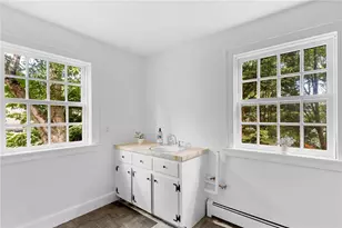 57 Farewell St, Newport, RI 02840 - Photo 13