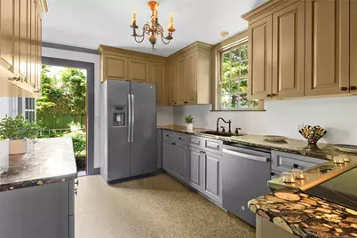 57 Farewell Street, Newport, RI 02840 - Photo 7