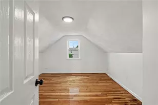 125 Olympia Ave, Pawtucket, RI 02861 - Photo 17