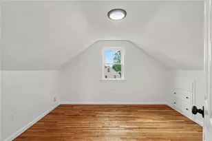 125 Olympia Ave, Pawtucket, RI 02861 - Photo 15