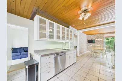 310 Spencer Av. 02818 Avenue, Warwick, RI 02818 - Photo 37