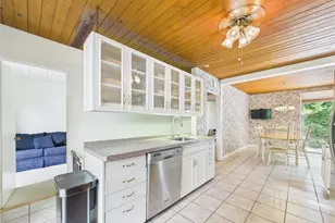 310 Spencer Av 02818 Ave, Warwick, RI 02818 - Photo 37
