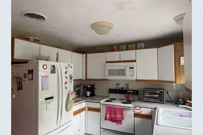 22 Iris Lane, North Providence, RI 02911 - Photo 7